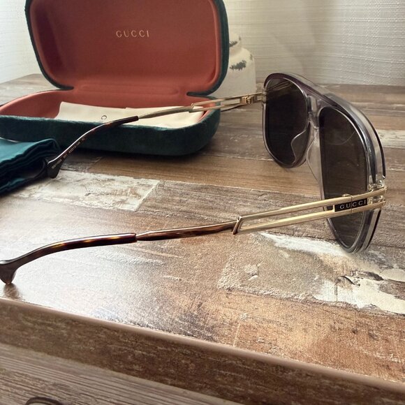 Gucci Aviator Sunglasses main image 8